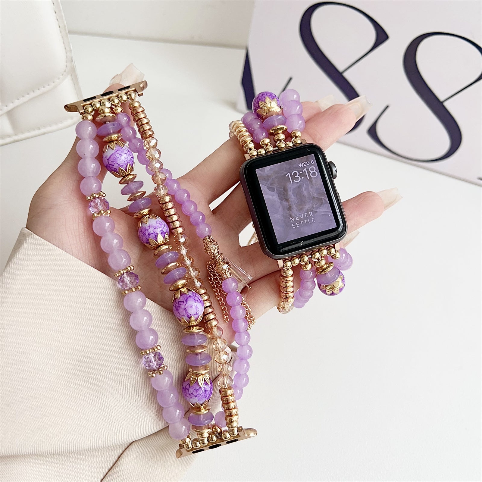 For Apple Watch Series 9 8 7 41mm / 6 5 4 SE (2022) SE (2023) SE 40mm / 3 2 1 38mm Beaded Watch Strap with Tassel - Purple For Apple Watch Series 9 8 7 41mm / 6 5 4 SE (2022) SE (2023) SE 40mm / 3 2 1 38mm Beaded Watch Strap with Tassel - Purple
